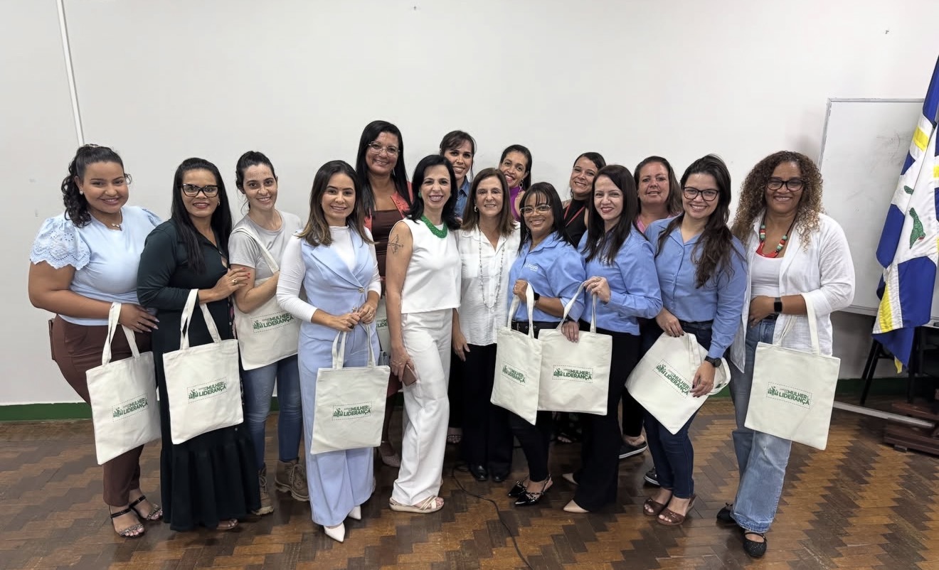 Mulheres na liderança. | Simone Teles - Monte Carmelo 