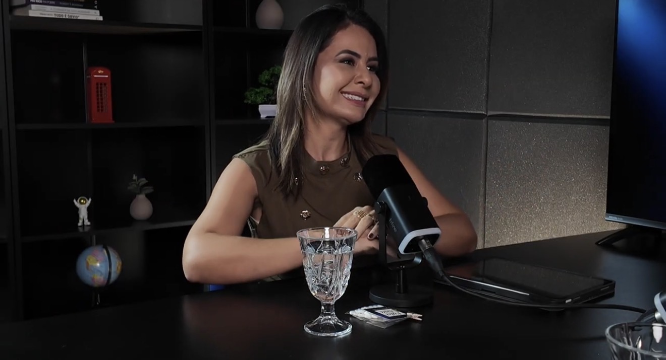Podcast com Ana Cris | Simone Teles - Monte Carmelo 